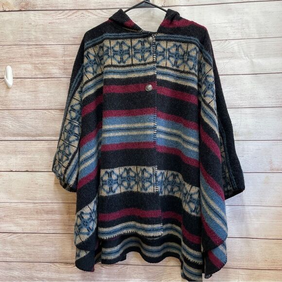 VINTAGE THE VERMONT COUNTRY STORE‎ PONCHO IN AZTEC PRINT - Picture 2 of 7